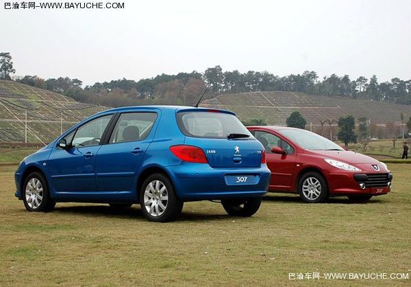一批眾泰2008現(xiàn)車到達重慶4S店